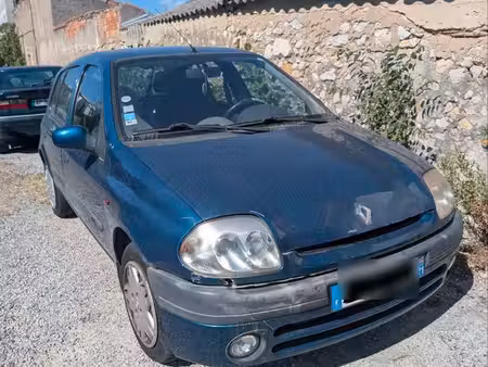 Renault Clio 1.4 98