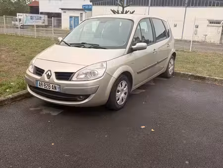 Renault Scénic 1.5 dCi 105