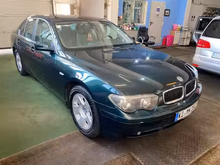 BMW Série 7 745i 4.4 333