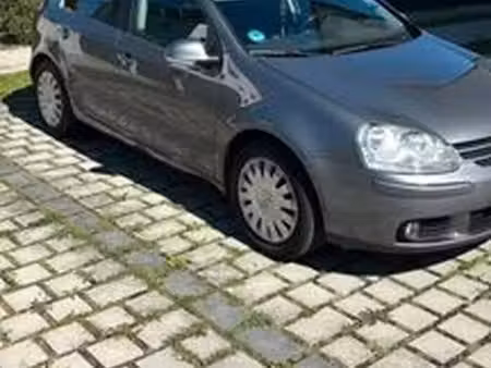 Volkswagen Golf 1.9 TDI 105