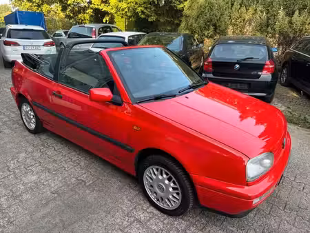 Volkswagen Golf 1.8 90