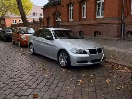 BMW Série 3 320i 2.0 150