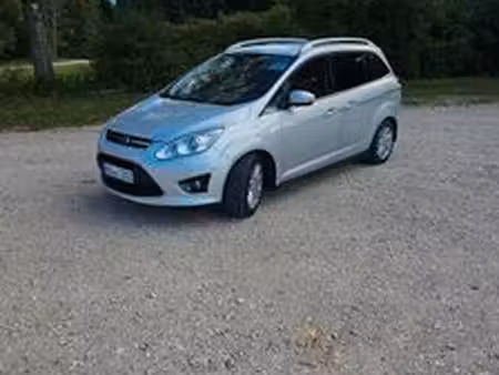Ford Grand C-max 2.0 TDCi 140 Titanium