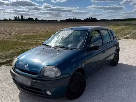 Renault Clio 1.9 D 65
