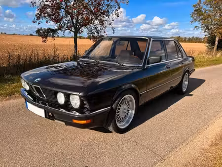 BMW Série 5 525e
