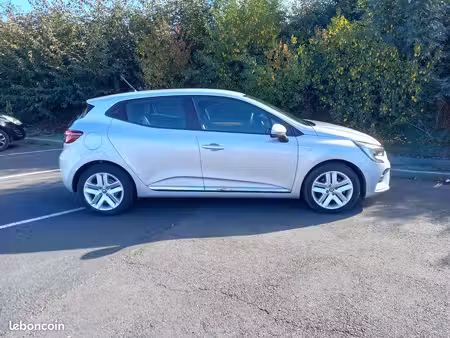 Renault Clio E-Tech 1.6 145