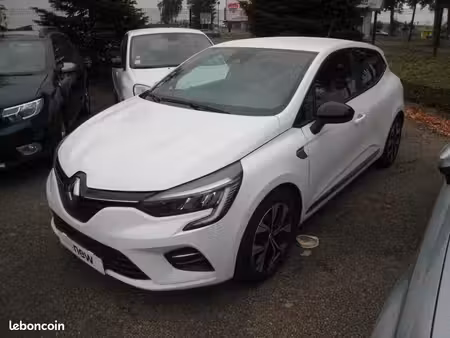 Renault Clio E-Tech 1.6 140 Limited