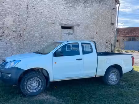 Isuzu D-max 2.5 163