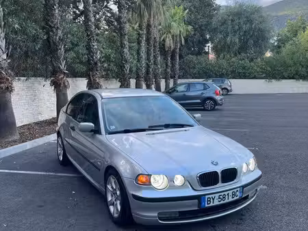BMW Série 3 318d 2.0 115