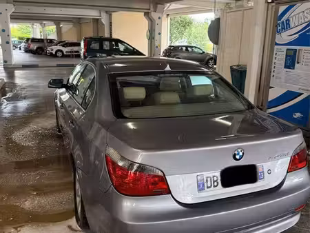 BMW Série 5 530d 3.0 218