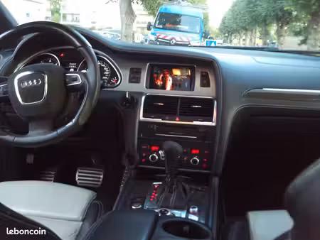 Audi Q7 V12 6.0 TDI 500 quattro