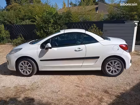 Peugeot 207 CC 1.6 VTi 120