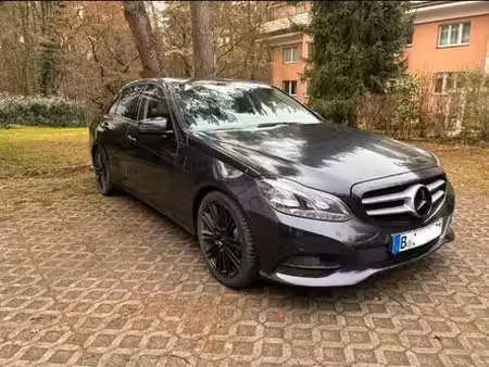 Mercedes-Benz Classe E E 200 2.1 136