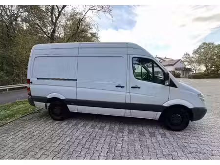 Mercedes-Benz Sprinter 129