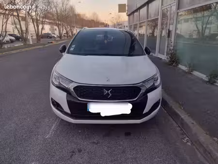 DS 4 