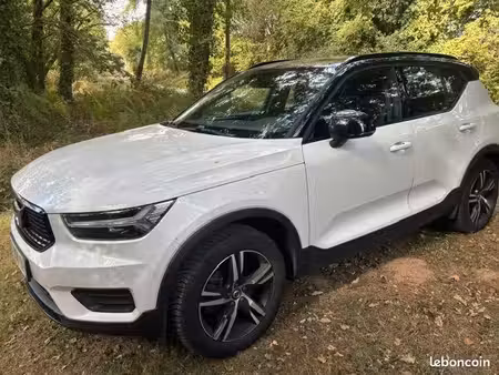 Volvo XC40 D4 2.0 190 4x4