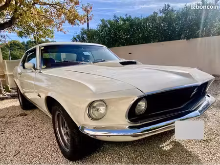 Ford Mustang 