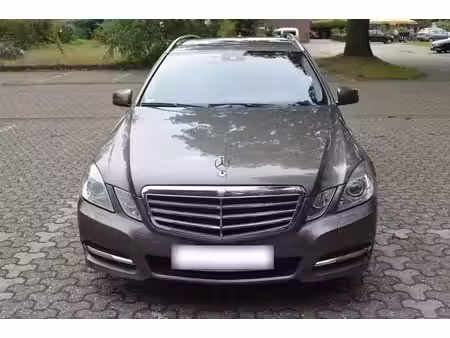 Mercedes-Benz Classe E E 200