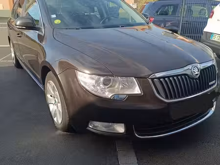 Škoda Superb 1.6 105