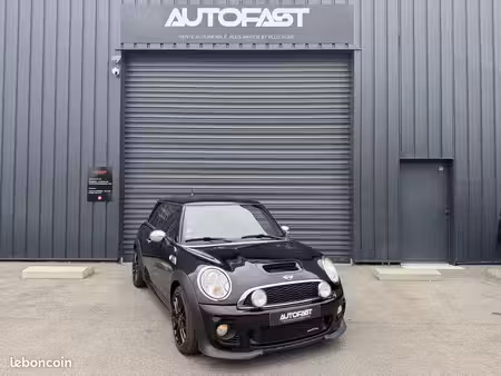 Mini Mini John Cooper Works 1.6 211