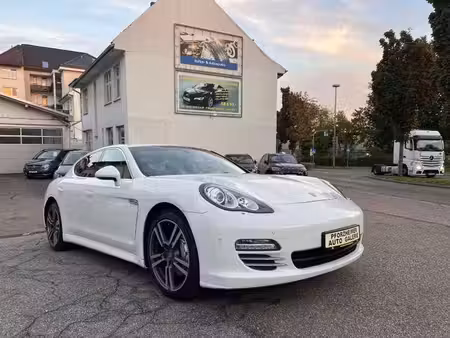 Porsche Panamera 4 V8 4.8 400