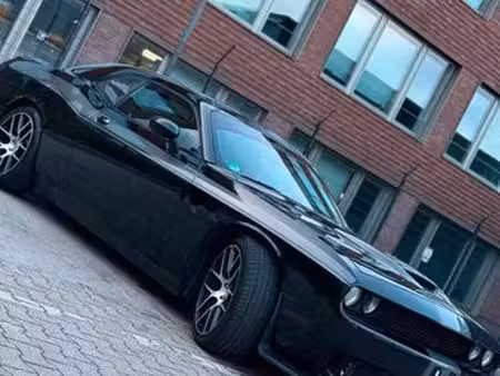 Dodge Challenger 