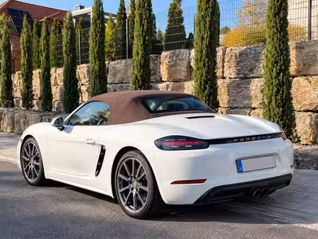 Porsche 718 