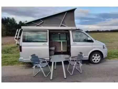 Volkswagen Transporter T5 California 2.0 Confortline