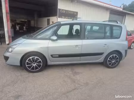 Renault Espace 2.2 dCi 150 Expression