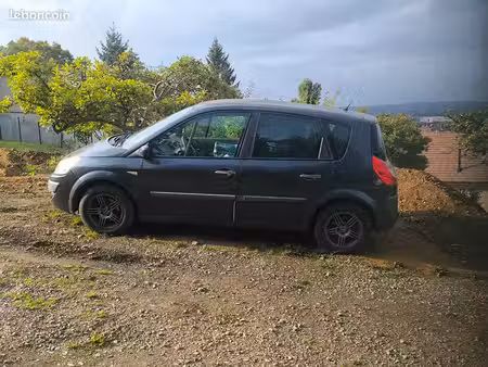 Renault Scénic 1.5 dCi 105