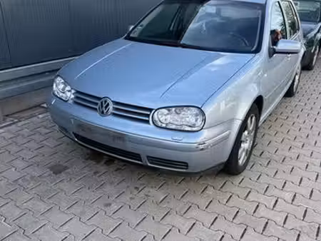Volkswagen Golf 1.4 75