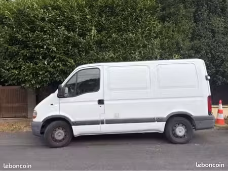 Renault Master 2.2 dCi 90