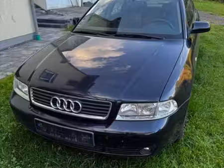 Audi A4 1.6 101