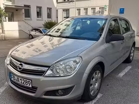 Opel Astra 1.4 90