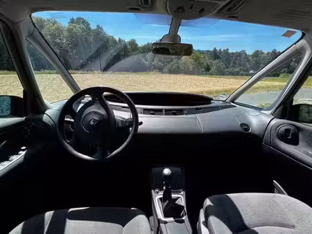 Renault Espace 2.0 T 170