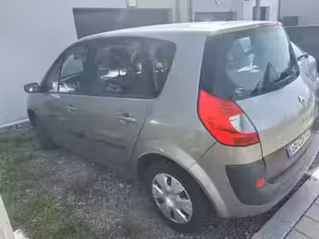 Renault Scénic 1.6 110 Authentique