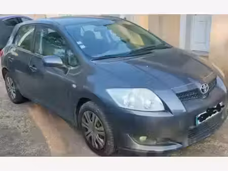 Toyota Auris 2.0 126 Luna