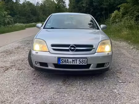 Opel Vectra 2.2 147