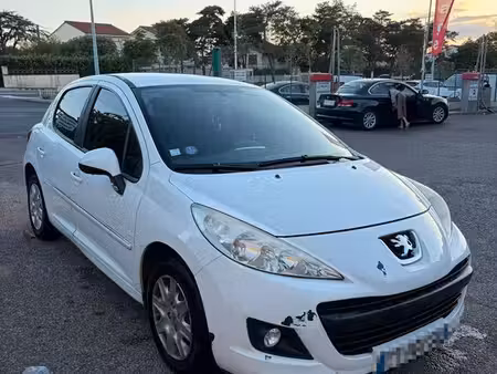 Peugeot 207 1.4 75