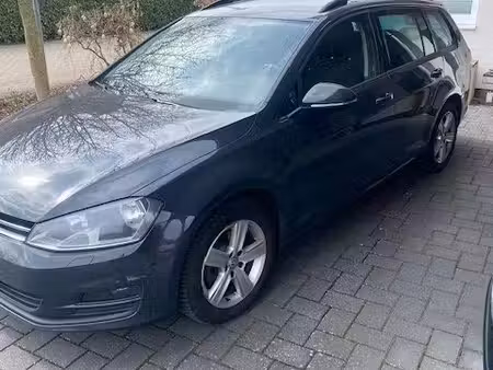 Volkswagen Golf 1.6 TDI 105