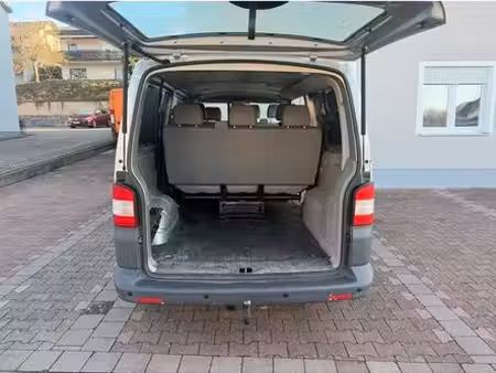 Volkswagen Transporter T5 2.0 TDI 102