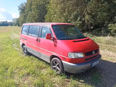 Volkswagen Transporter T5 2.5 TDI 102