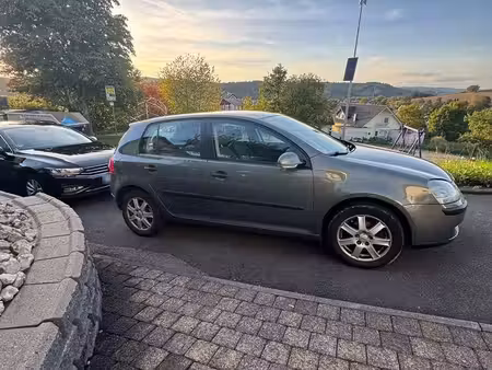 Volkswagen Golf 1.4 75
