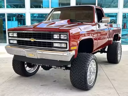 Chevrolet K10 Base