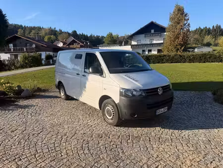 Volkswagen Transporter T5 2.0 TDI 102