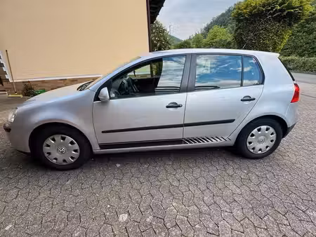 Volkswagen Golf 1.6 TDI 110