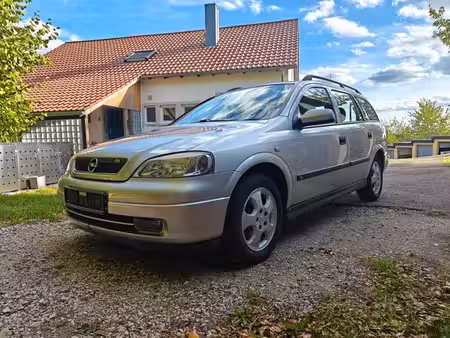 Opel Astra 2.0 136