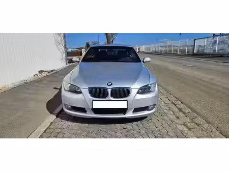 BMW Série 3 330d 3.0 231
