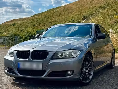 BMW Série 3 330i 3.0 272