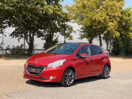 Peugeot 208 Feline